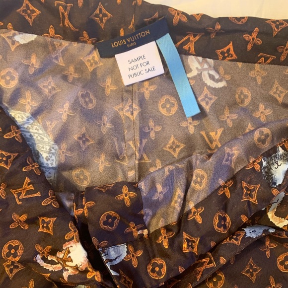 🛍Louis Vuitton Pants (sample) - Picture 9 of 9